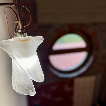 Con Zona De Asador En Quijas