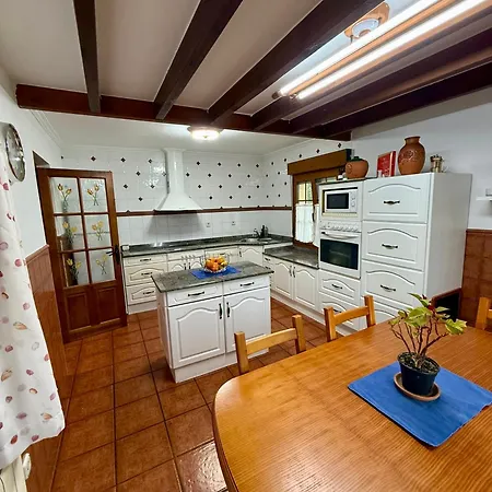 Ferienhaus Con Zona De Asador En Quijas Valles (Reocin)