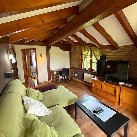 Holiday home Con Zona De Asador En Quijas *