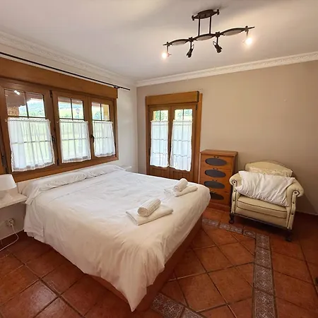 Con Zona De Asador En Quijas Holiday home Valles (Reocin)