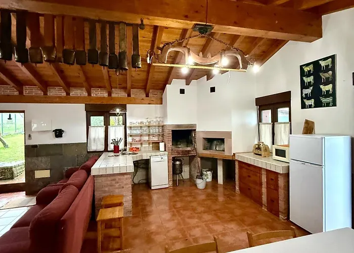 Holiday home Con Zona De Asador En Quijas