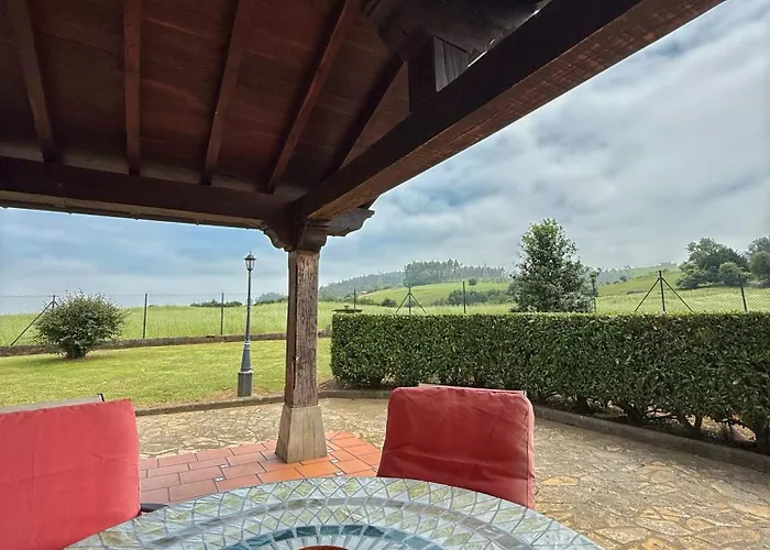 Holiday home Con Zona De Asador En Quijas *