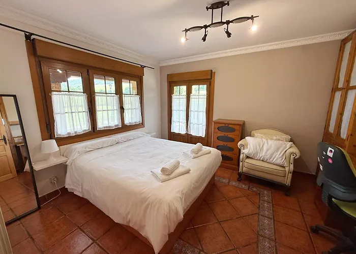 Con Zona De Asador En Quijas Holiday home Valles (Reocin)