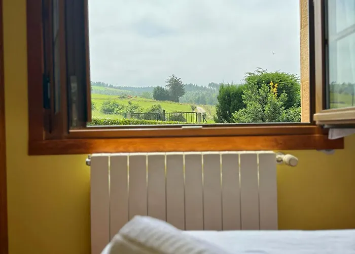 Con Zona De Asador En Quijas Holiday home Valles (Reocin)